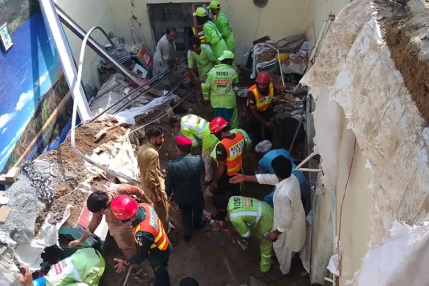 7 killed including 5 children as academy roof crashes in Hafizabad