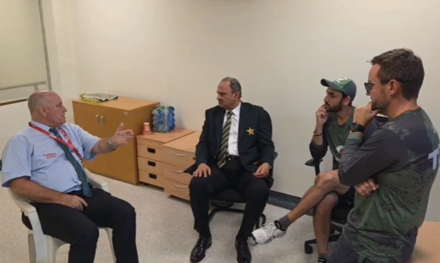 ICC match referee Pycroft apologises to Pakistan team manager, captain