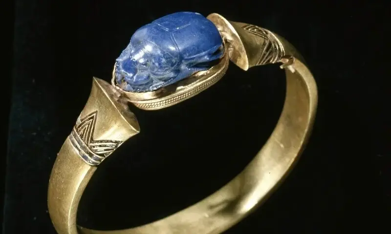 Pharaoh’s 3,000-year-old gold bracelet missing from Egyptian museum