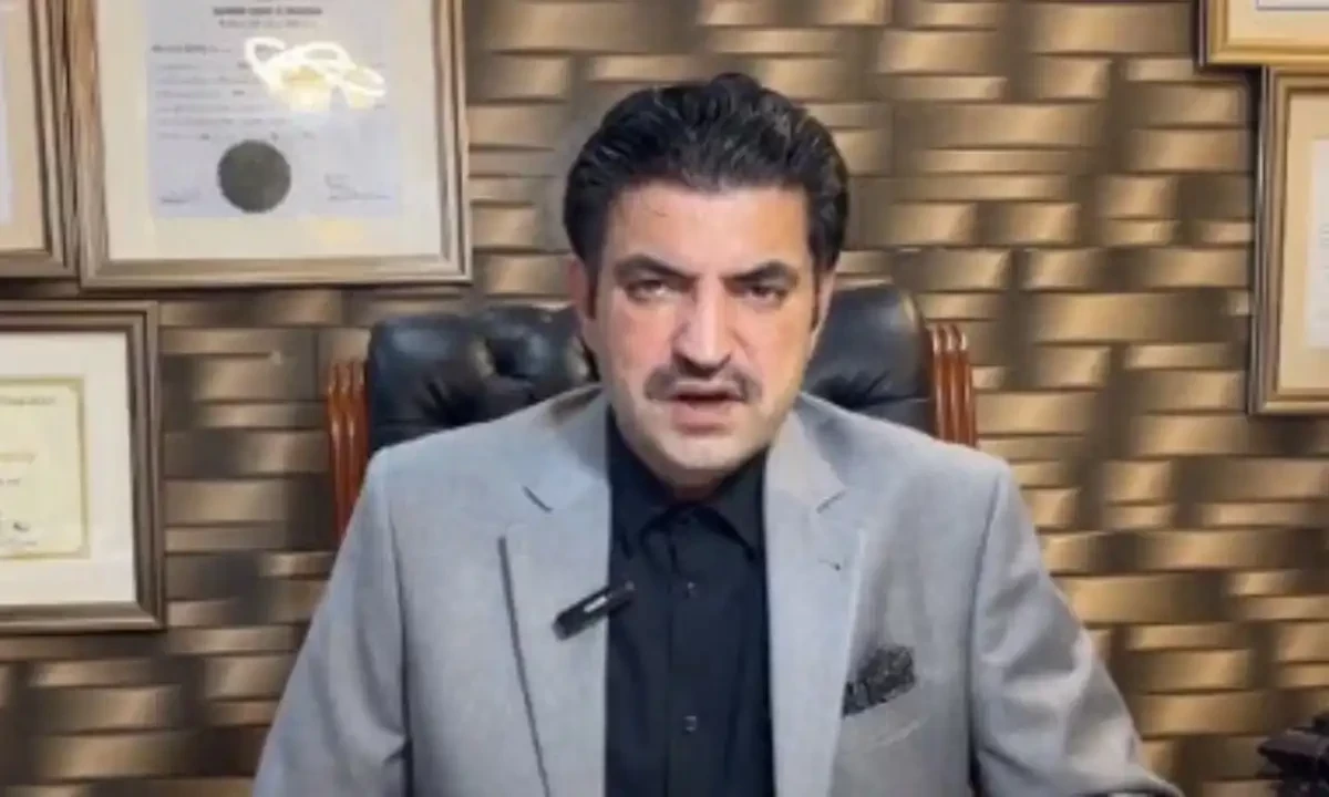 Marwat criticizes PTI leadership, calls for change