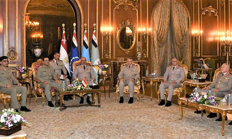 Field Marshal meets with Egyptian Army Chief to discuss bilateral cooperation