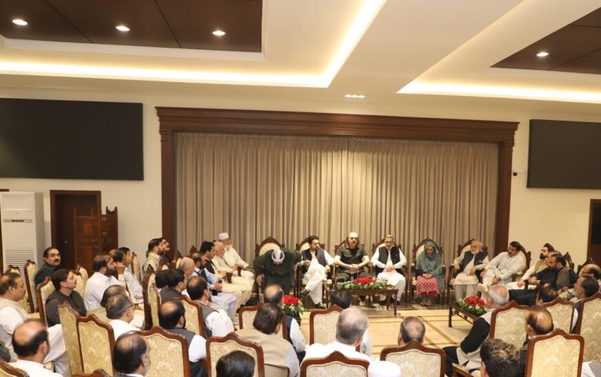 Outgoing KP CM chairs last parliamentary party meeting