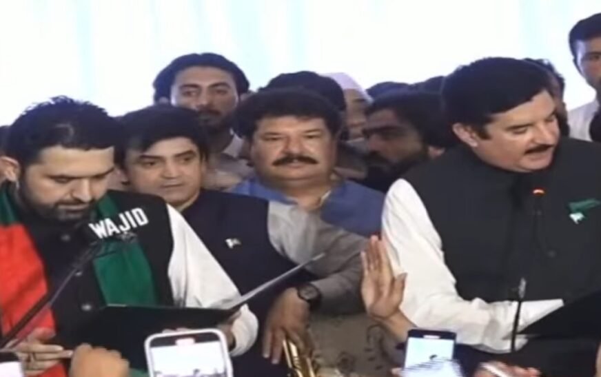 Sohail Afridi sworn in as Chief Minister of Khyber Pakhtunkhwa, becomes first CM from ex-FATA