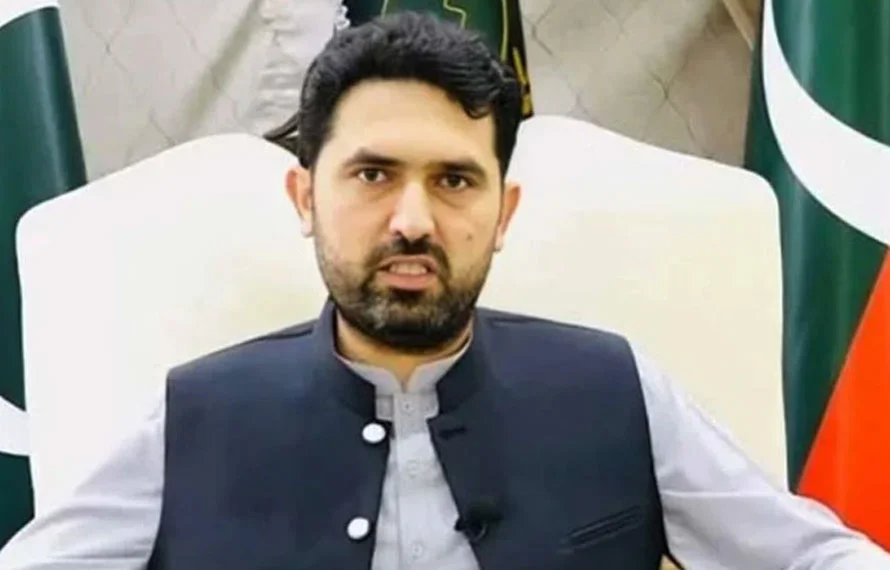 CM congratulates 94 Lawyers for joining Insaf Lawyer forum