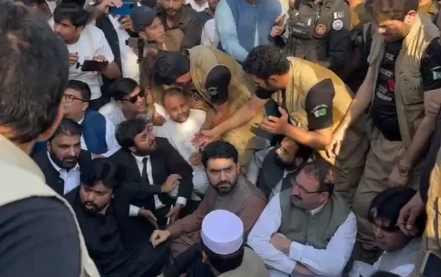 KP CM Sohail Afridi stages sit-in outside Adiala Jail