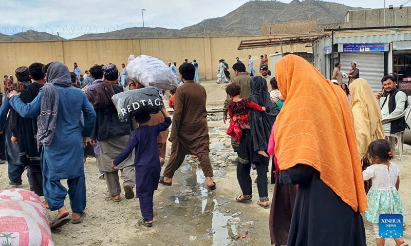 Repatriation of Afghan families continues via Torkham border