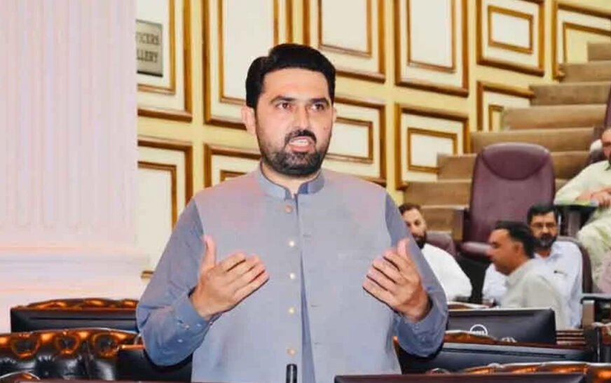 CM Afridi calls for probe into IMF alleged Rs5,300bn corruption