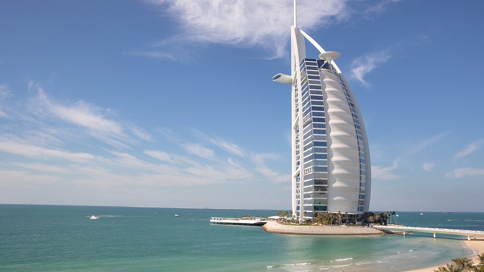 How much property sales dropped in Dubai amid US-Iran tension?