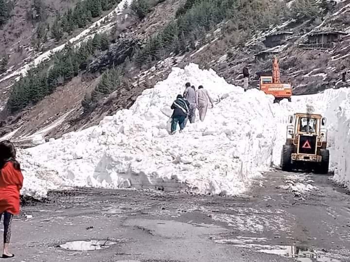 Kaghan’s snow-covered beauty reopens for tourists