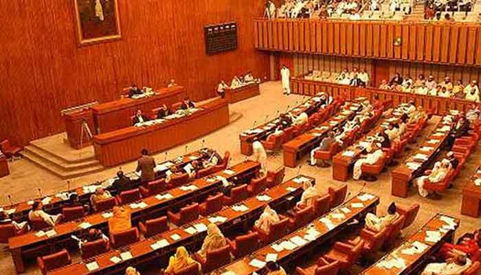 Senate passes bill on reproductive health education