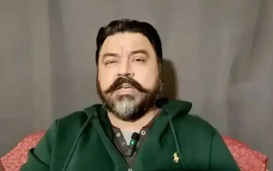 Youtuber Adil Raja crosses all limits, supports Afghanistan against Pakistan