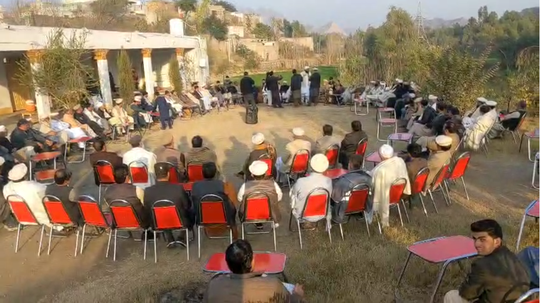 Elders in Kalam reject notices and FIRs over Mahodand lake, warn of resistance against Interference