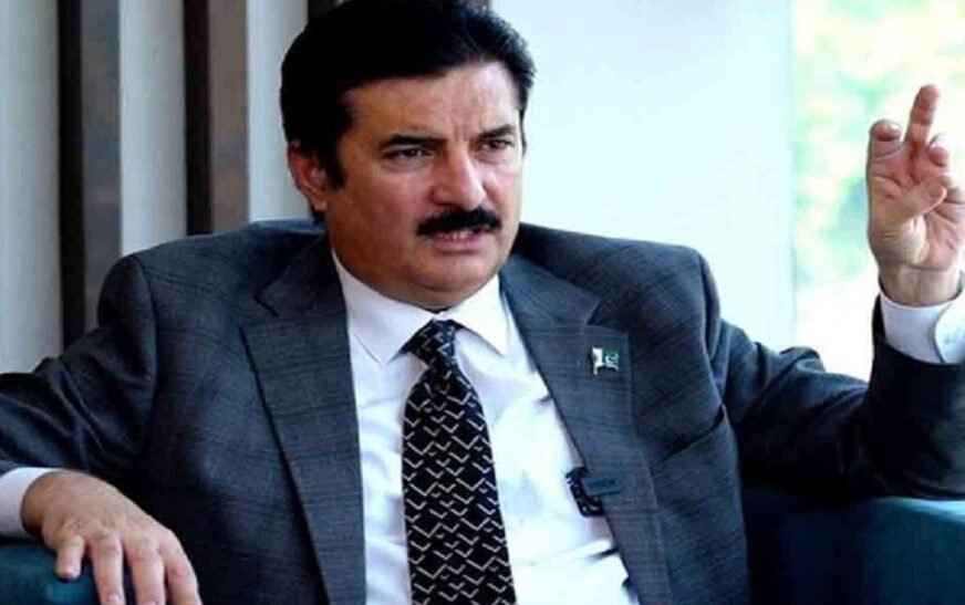 Political issues must be resolved through parliament, says Governor Kundi