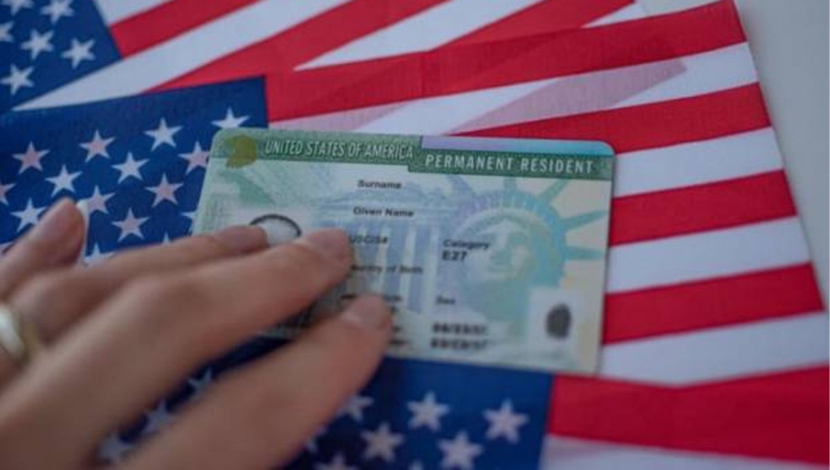 16 FBR Officers found holding dual citizenship and Green Cards