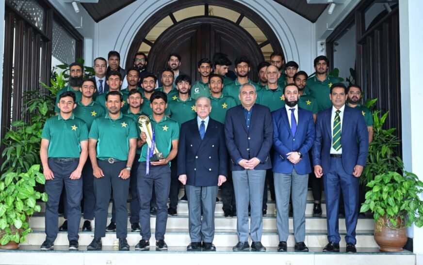 PM Shehbaz announces massive cash rewards for U-19 cricket players