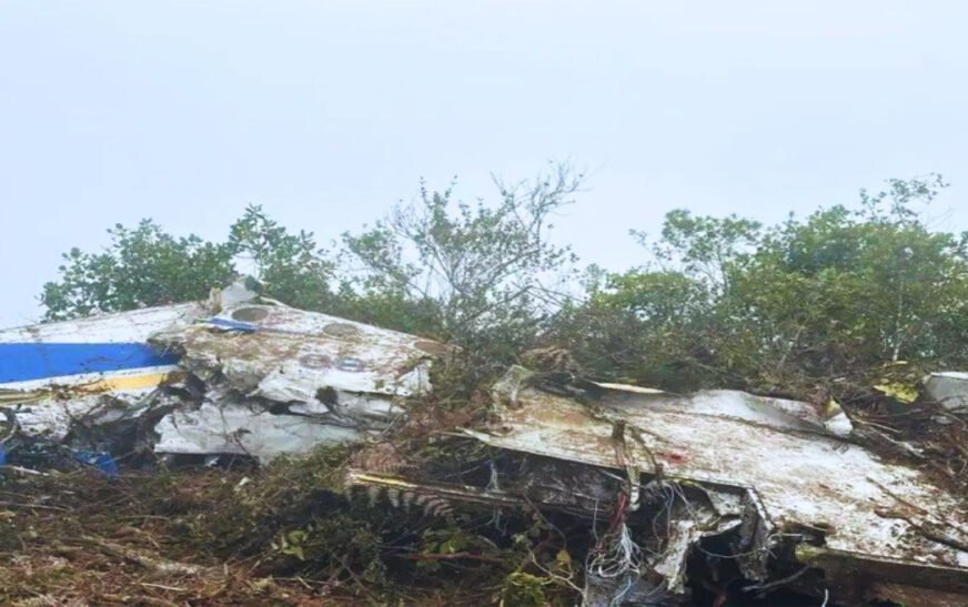 15 killed in Colombia plane crash, including congressman