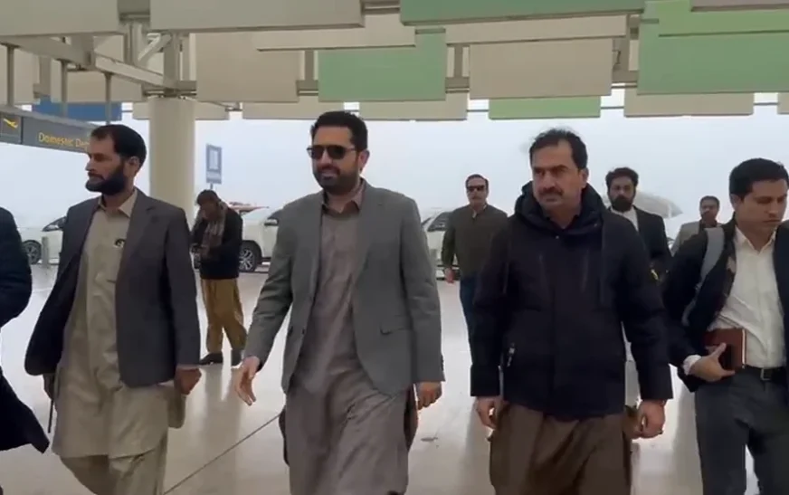 KP CM Sohail Afridi reaches Islamabad Airport to depart for Karachi
