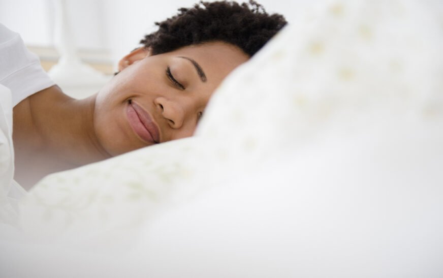 Experts have reiterated that by getting good sleep, it is possible to decrease belly fat and also cut down the chances of breast cancer.