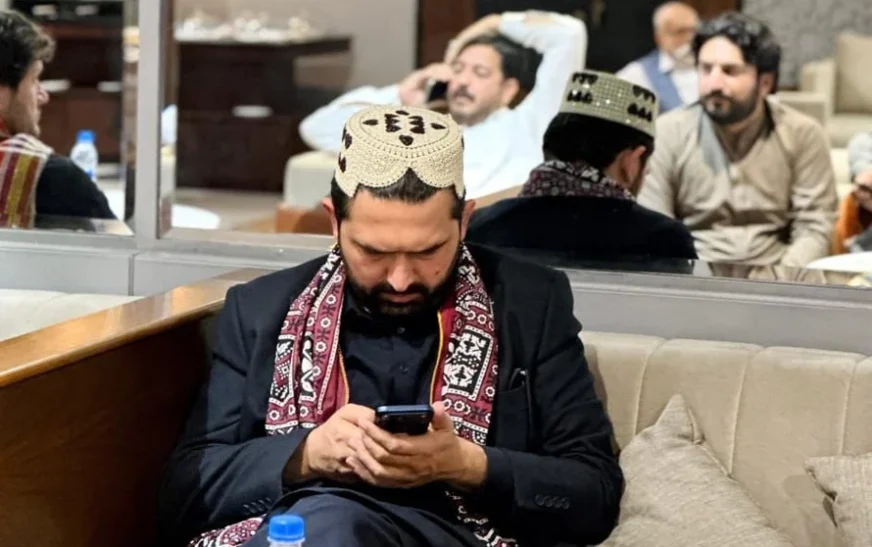 Chief Minister Sohail Afridi’s flight delayed by four hours