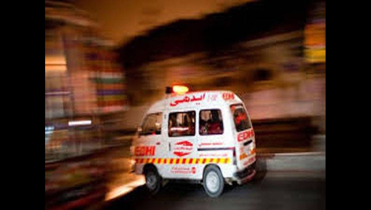 11 dead, 10 injured in tragic road accident