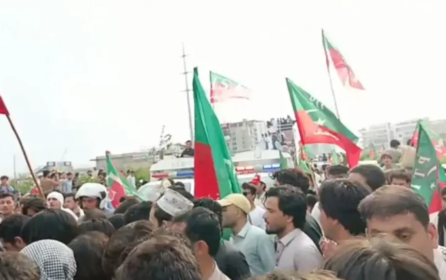 ANP slams PTI government for ignoring public issues amid road closure protests