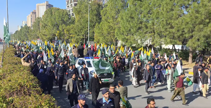 Nation observes Kashmir solidarity day with rallies across country