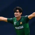 Naseem Shah show cause notice