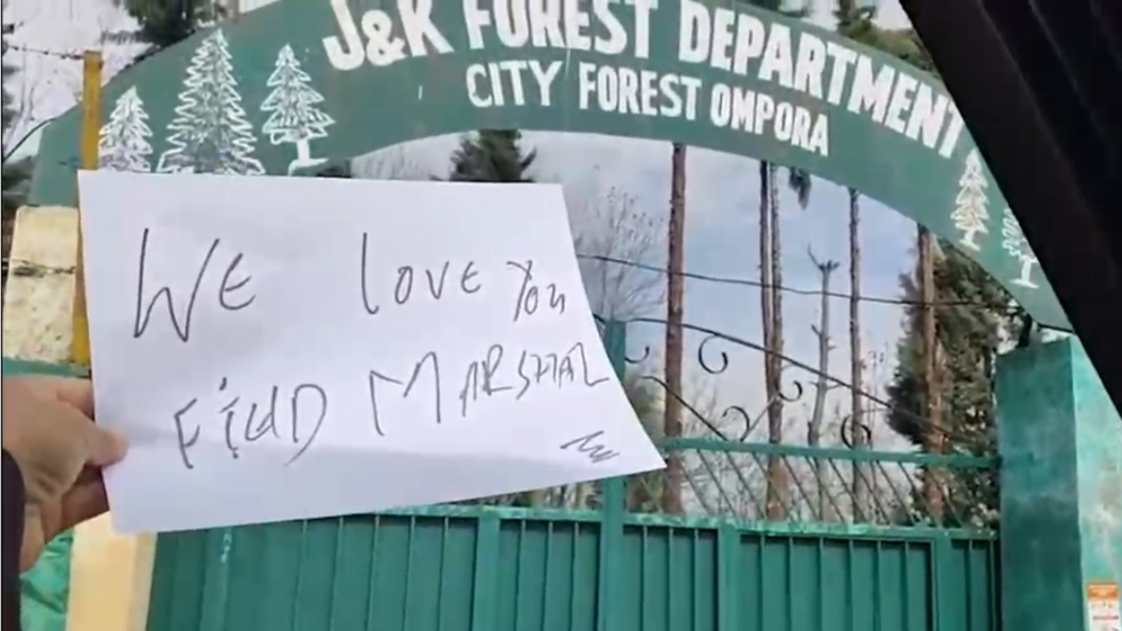 Video expressing affection for Pakistani military leadership goes viral in Occupied Kashmir