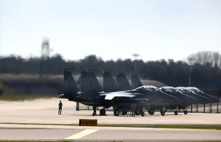 ‎How many US warplanes were destroyed in the war against Iran?