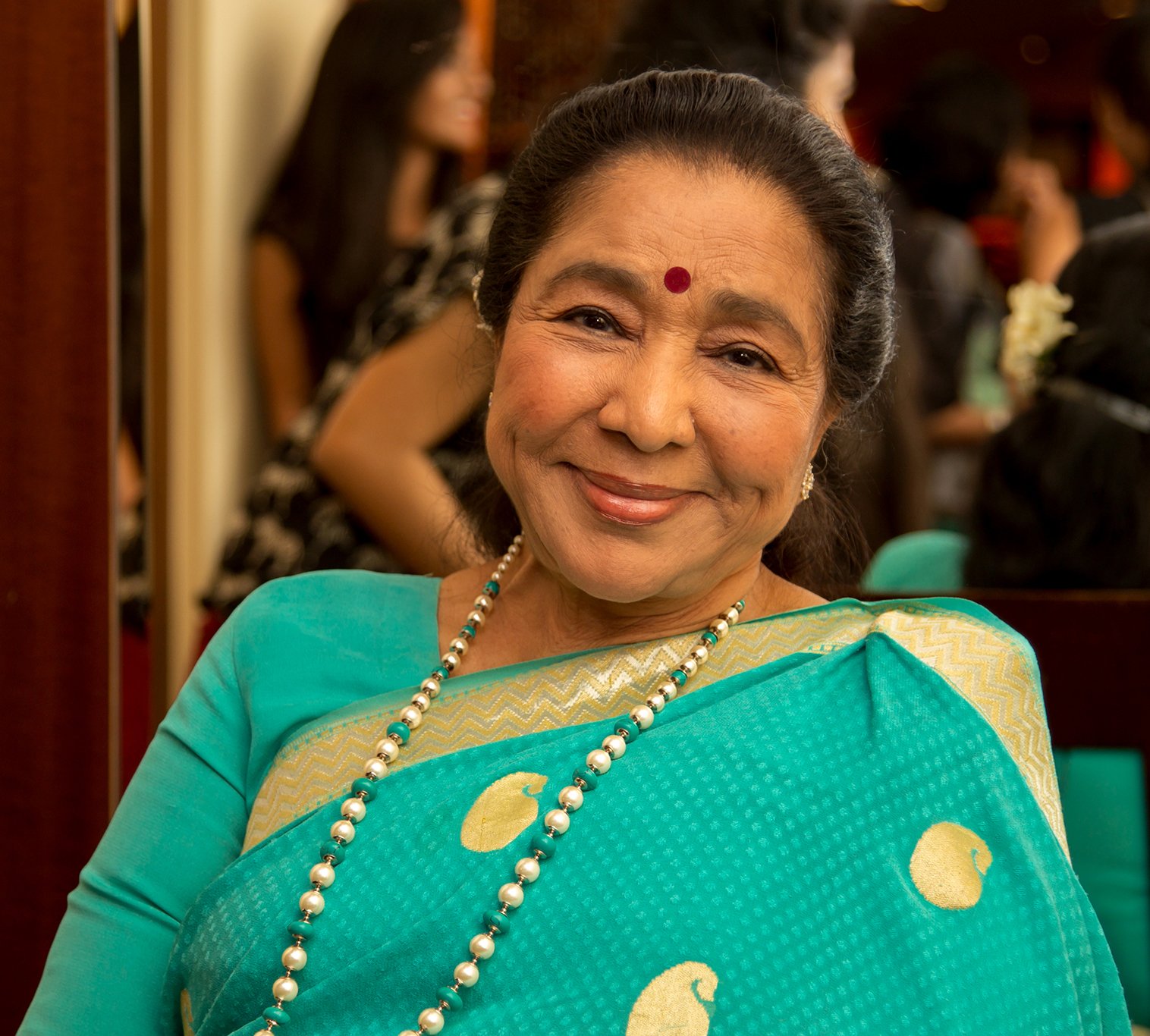 Legendary Indian singer Asha Bhosle passes away at 92