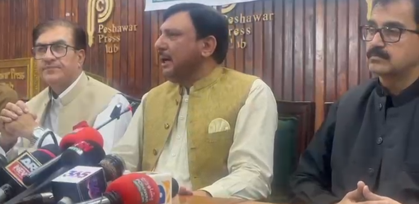 Closure of CNG in KP is violation of article 158 of the Constitution: CNG Association