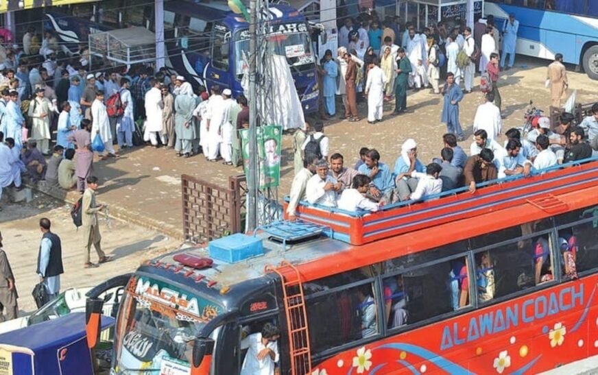 The government of Islamabad and Rawalpindi has issued orders to shut down all transport hubs after 11 p.m. Thursday to tighten security arrangements in view of the upcoming diplomatic meeting between the US and Iran.