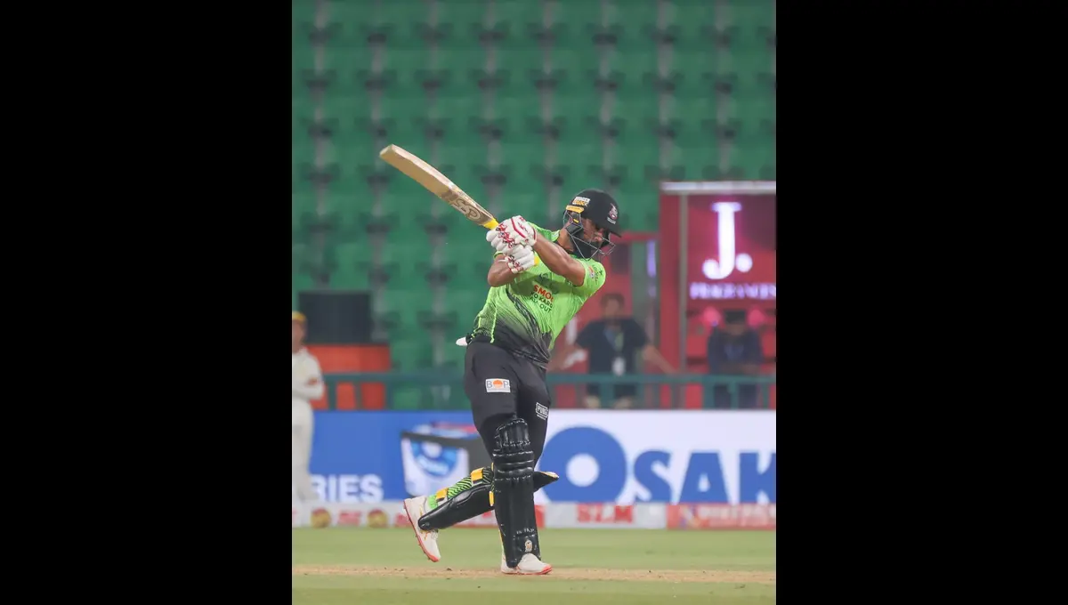 Lahore Qalandars stun Peshawar Zalmi in high-scoring PSL thriller