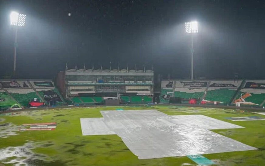 PSL 11 seventh match between Islamabad United and Peshawar Zalmi at Gaddafi Stadium, Lahore, without a single ball being bowled.