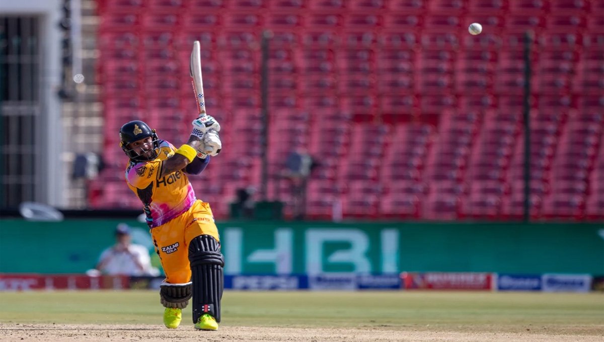 Zalmi secure victory over Gladiators in thrilling encounter