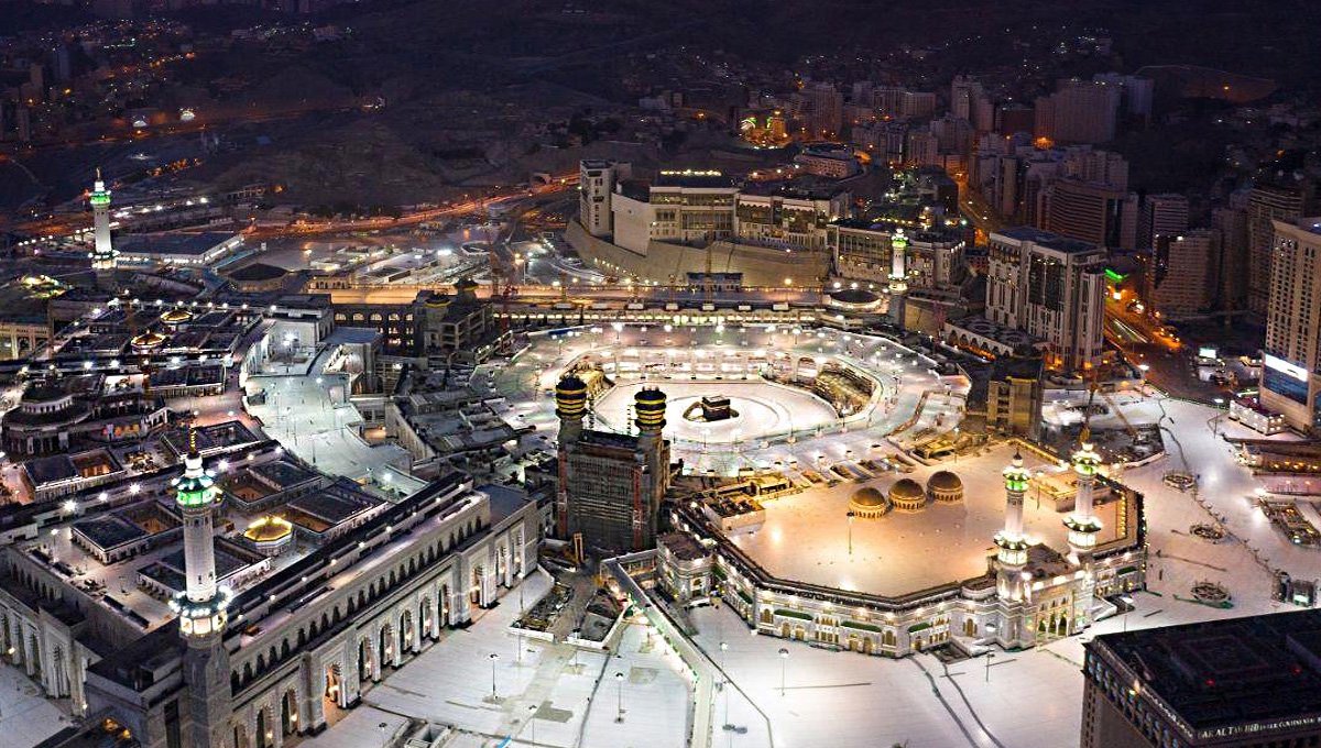 Saudi Arabia orders all foreigners to leave Makkah by April 18th