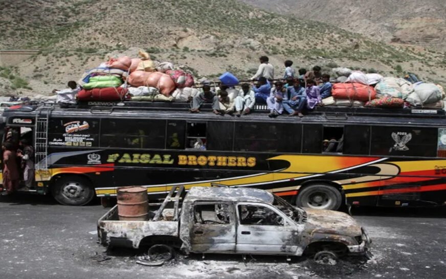 Security forces foil Fitna Al-Hindustan terror plot near Dalbandin, 6 militants killed