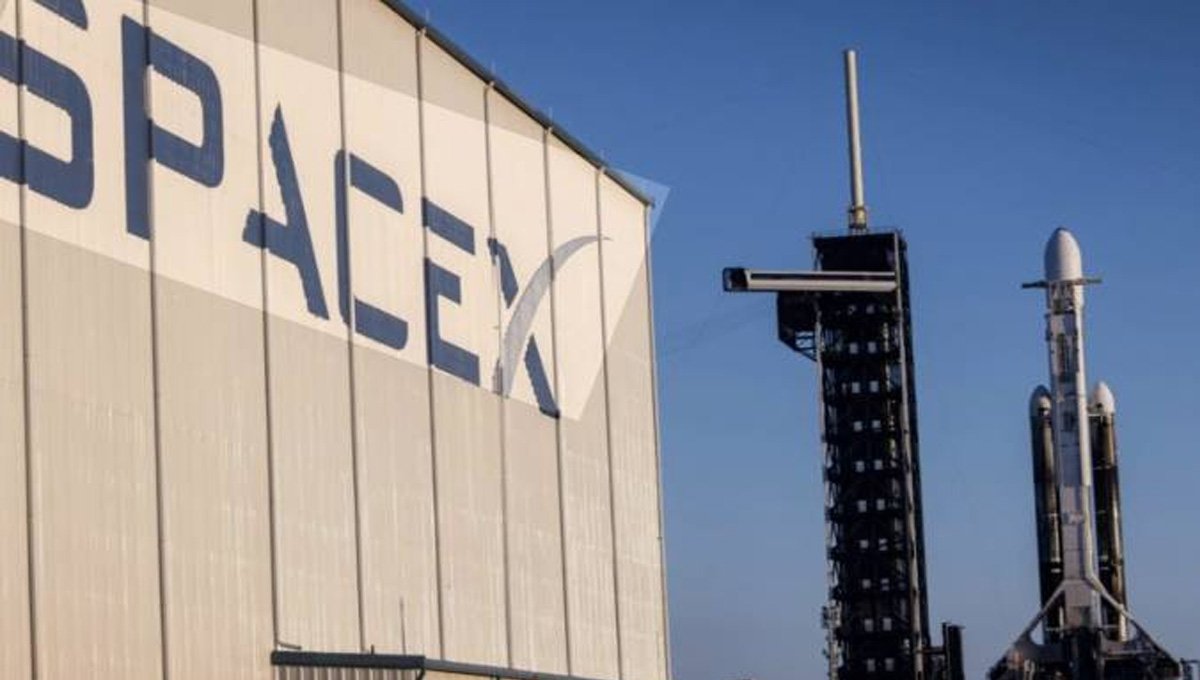 SpaceX set to buy Pakistani teen’s AI startup Cursor for $60 billion