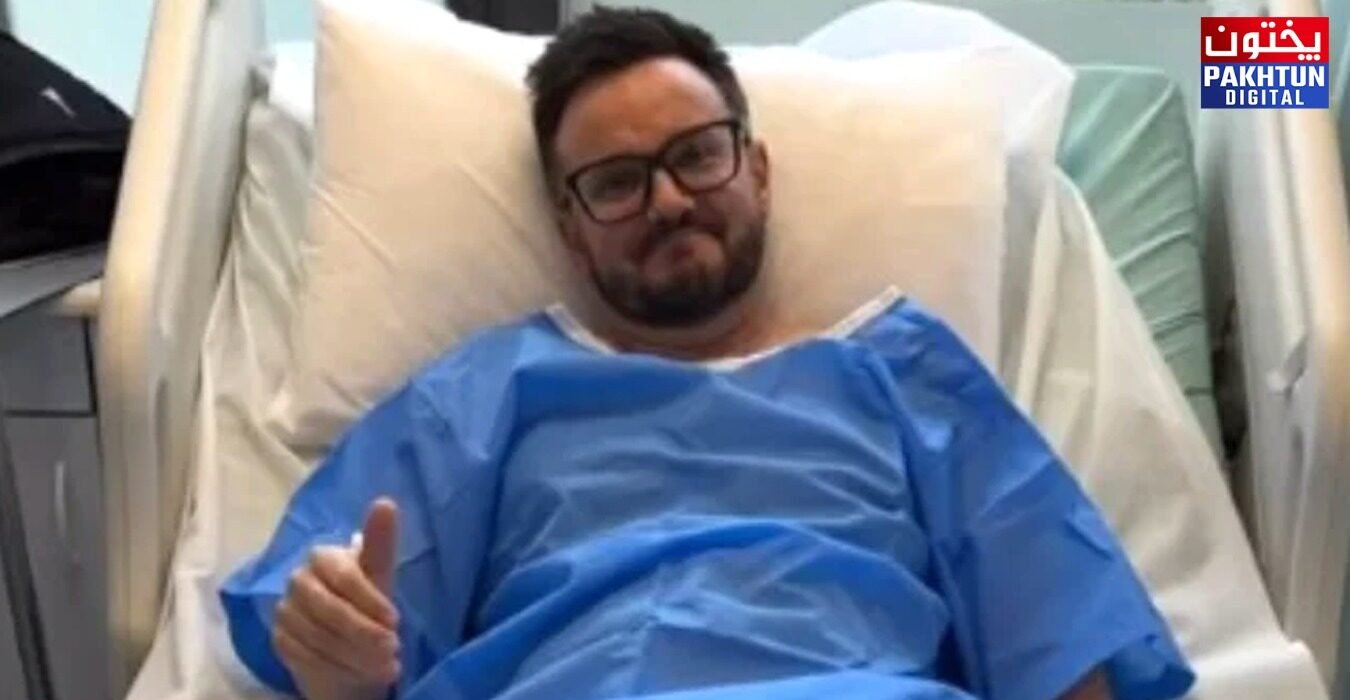 What was medical issue of Pakistan cricket team Head Coach Mike Hesson?