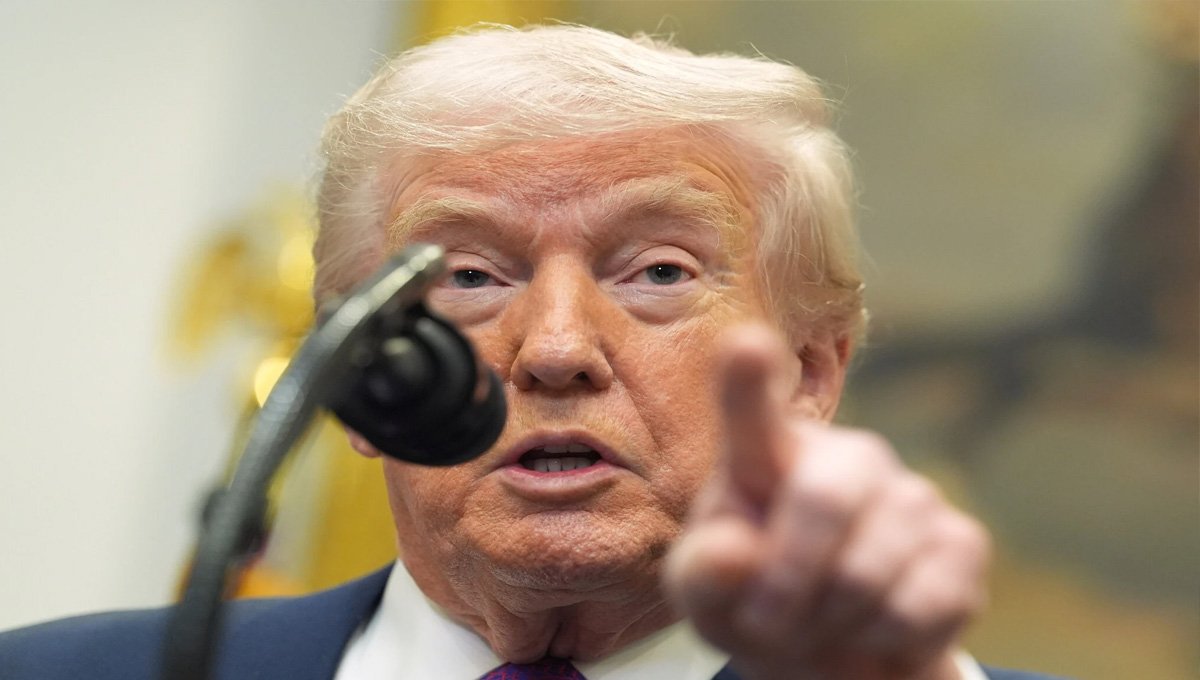 Trump: US Navy seizes Iranian Ship for violating Hormuz blockade