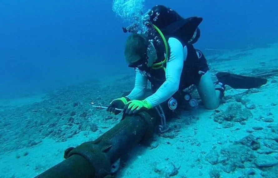 Repairing of submarine cable fears internet disruption