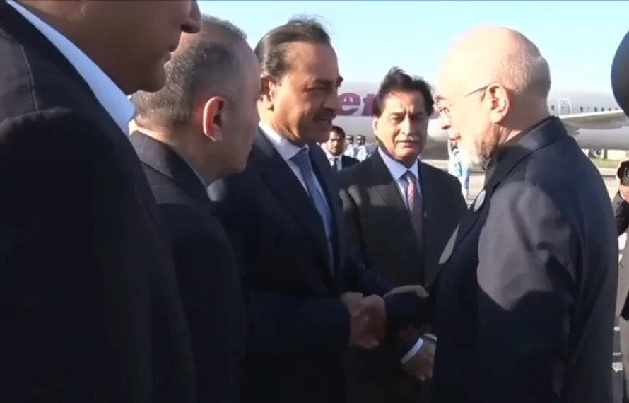 Iran delegation leaves Islamabad after talks