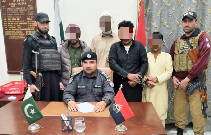 Four arrested in Landi Kotal for extorting Afghan refugees during registration