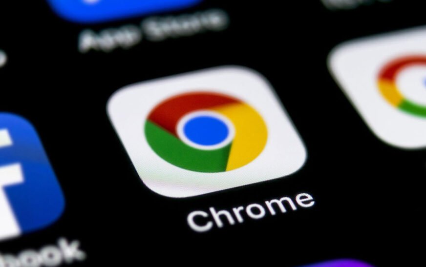 It is important that if you use Google Chrome as your web browser, you update it right away because Google has just released a new update for the popular web browser to patch several security flaws in the program.