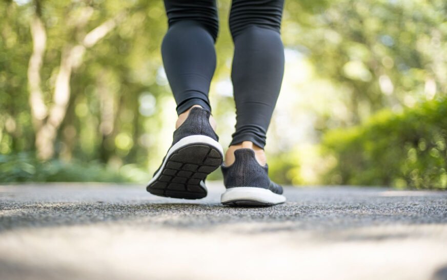 Lose weight by walking: How much is enough?