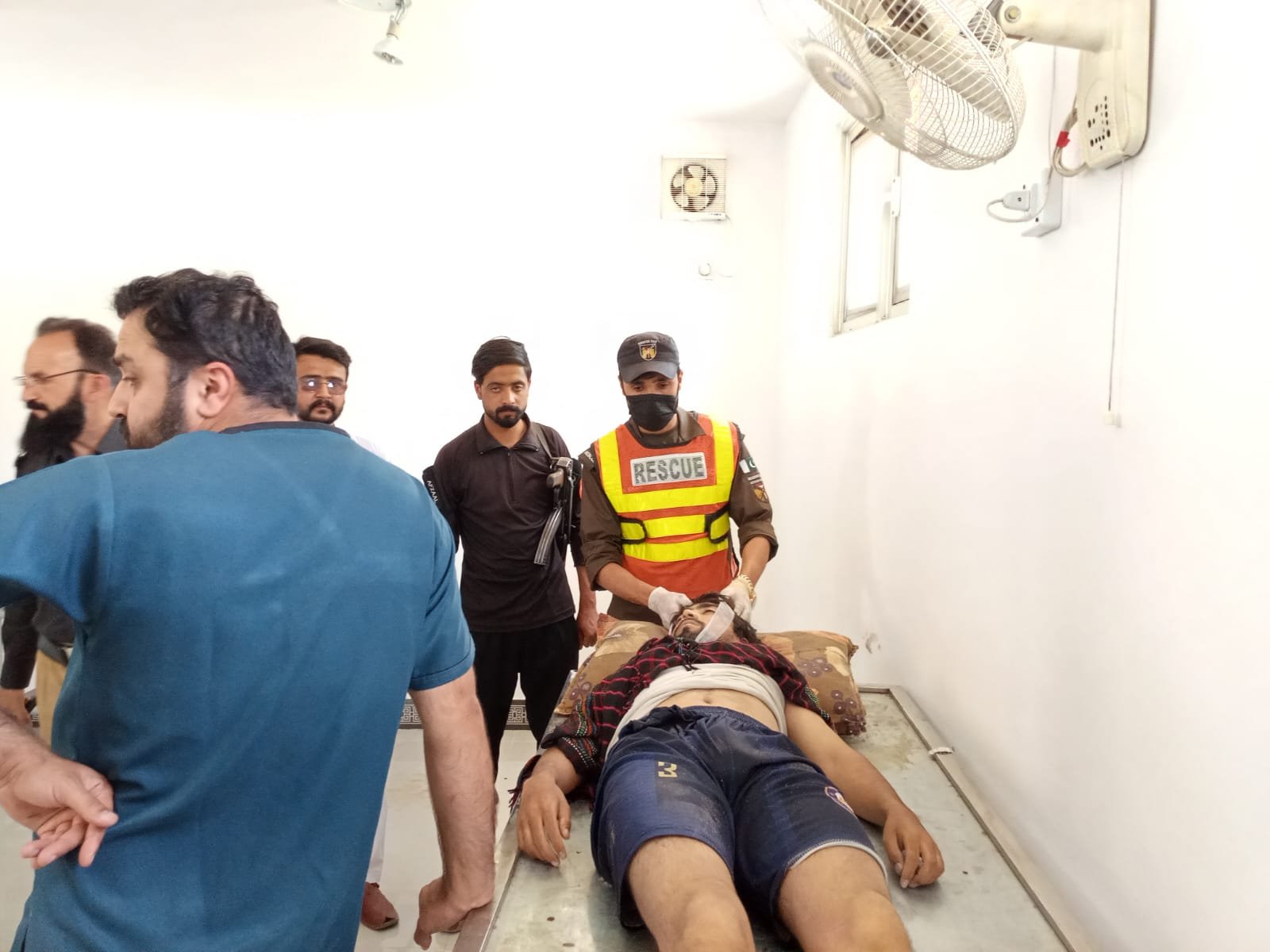 Brave man loses life attempting to save drowning boy in Mansehra