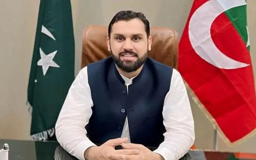 The Pakistan Tehreek-e-Insaf (PTI) Internal Accountability Committee has sent a formal communication to Khyber Pakhtunkhwa Minister for Local Government, Meena Khan Afridi, following allegations of irregularities in the Peshawar street lights installation project.