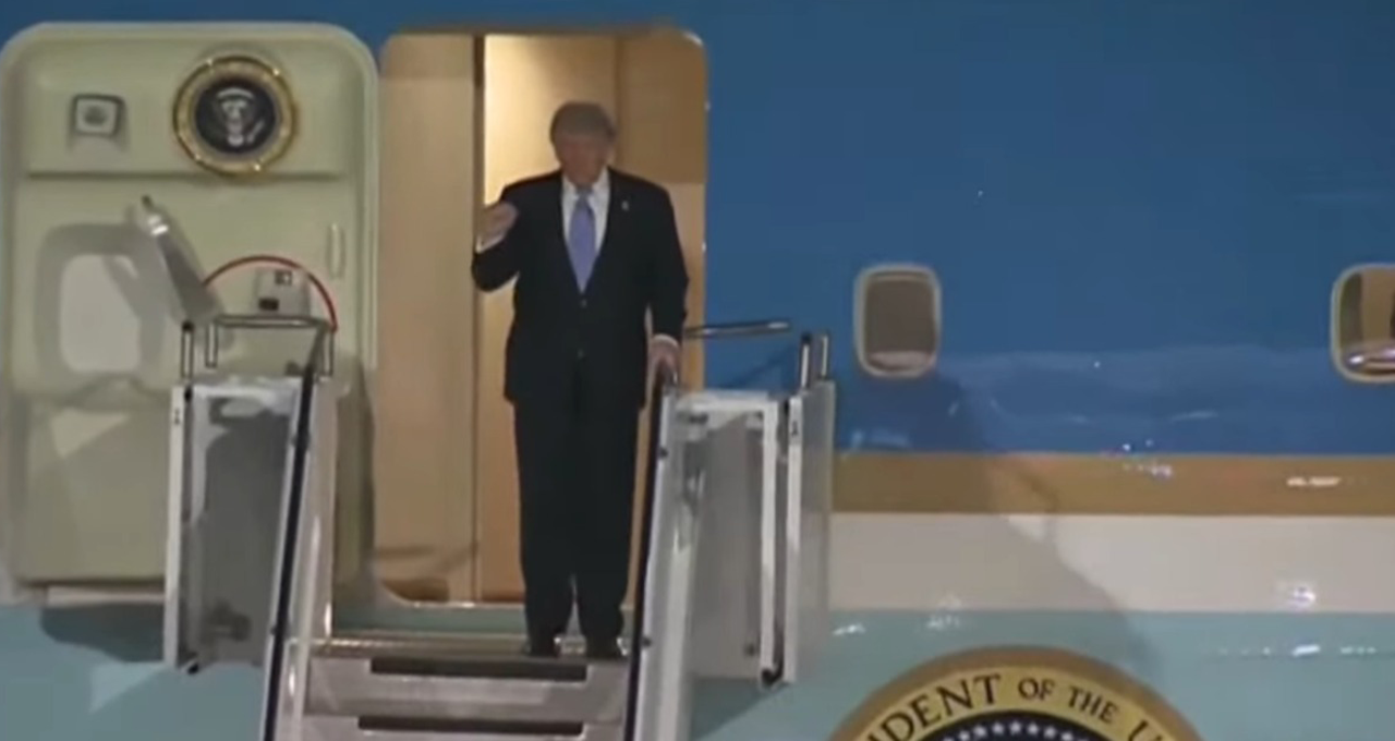 Donald Trump lands in Beijing for official visit