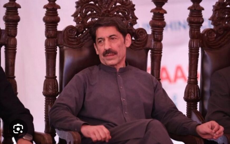 Major bureaucratic reshuffle in KP as new official takes charge