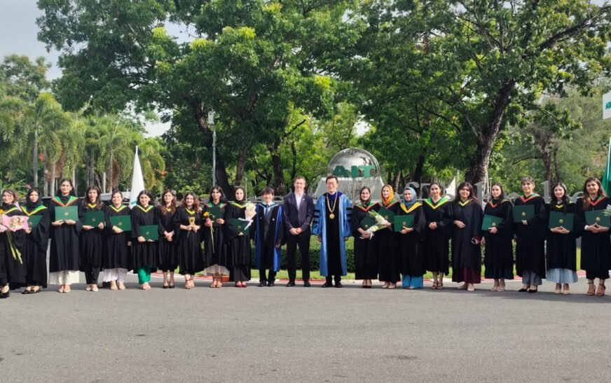 KP female students